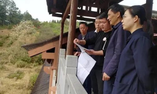 江西省民宗局副局长马哲海一行到龙虎山检查指导工作